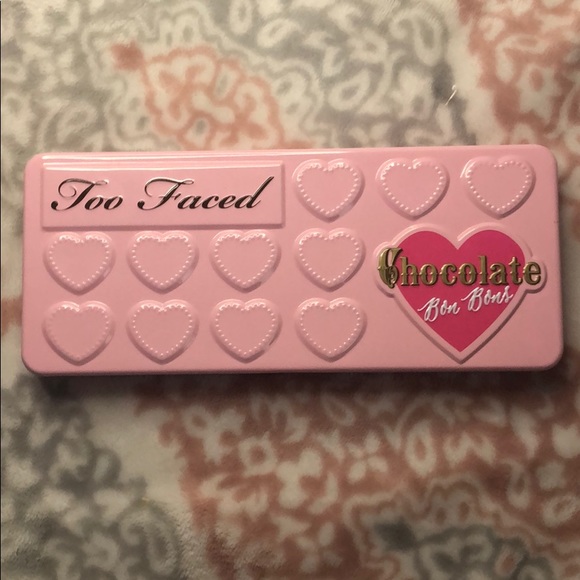 Too Faced ”chocolate bon bons” eyeshadow palette - Picture 2 of 3